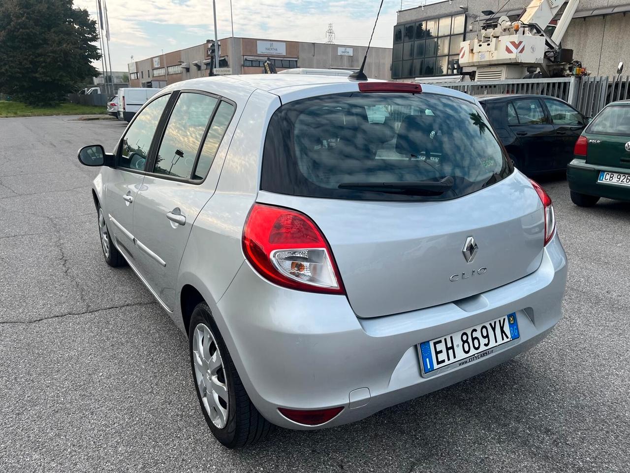 Renault Clio 1.2 16V 5 porte