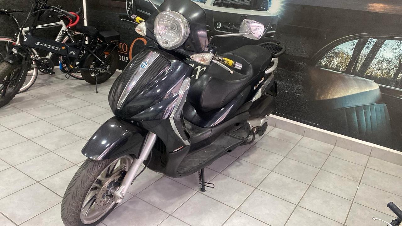Piaggio Beverly 400 i.e.