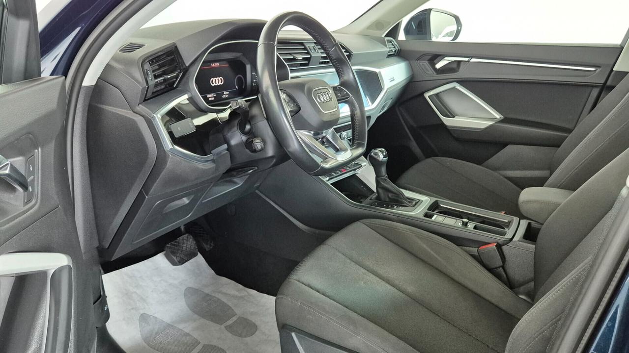 Audi Q3 40 TDI quattro S tronic Business Advanced