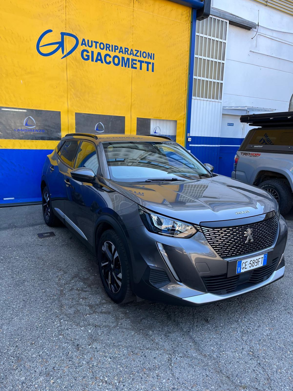 Peugeot 2008 PureTech 100 S&S Allure Pack