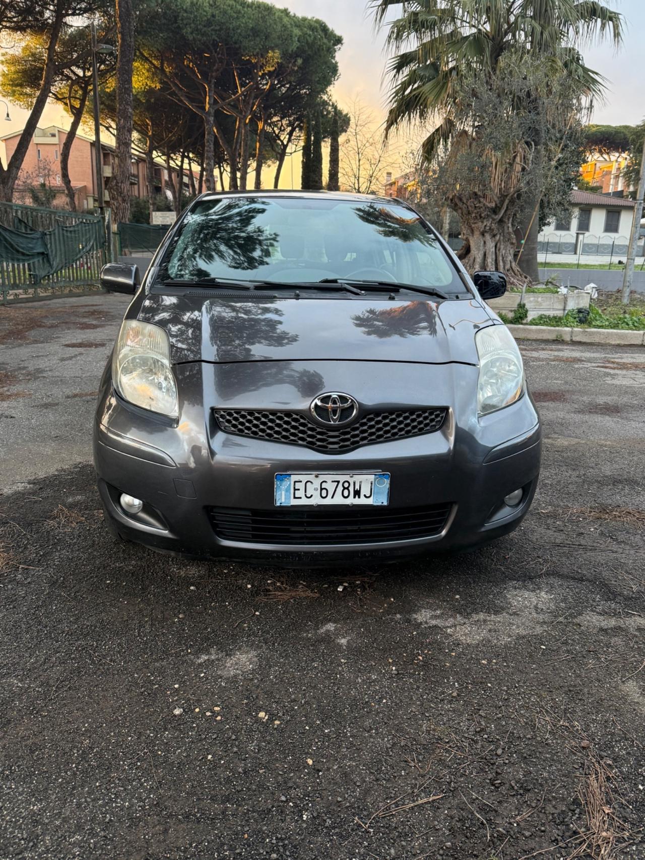 Toyota Yaris 1.0 5 porte GPL