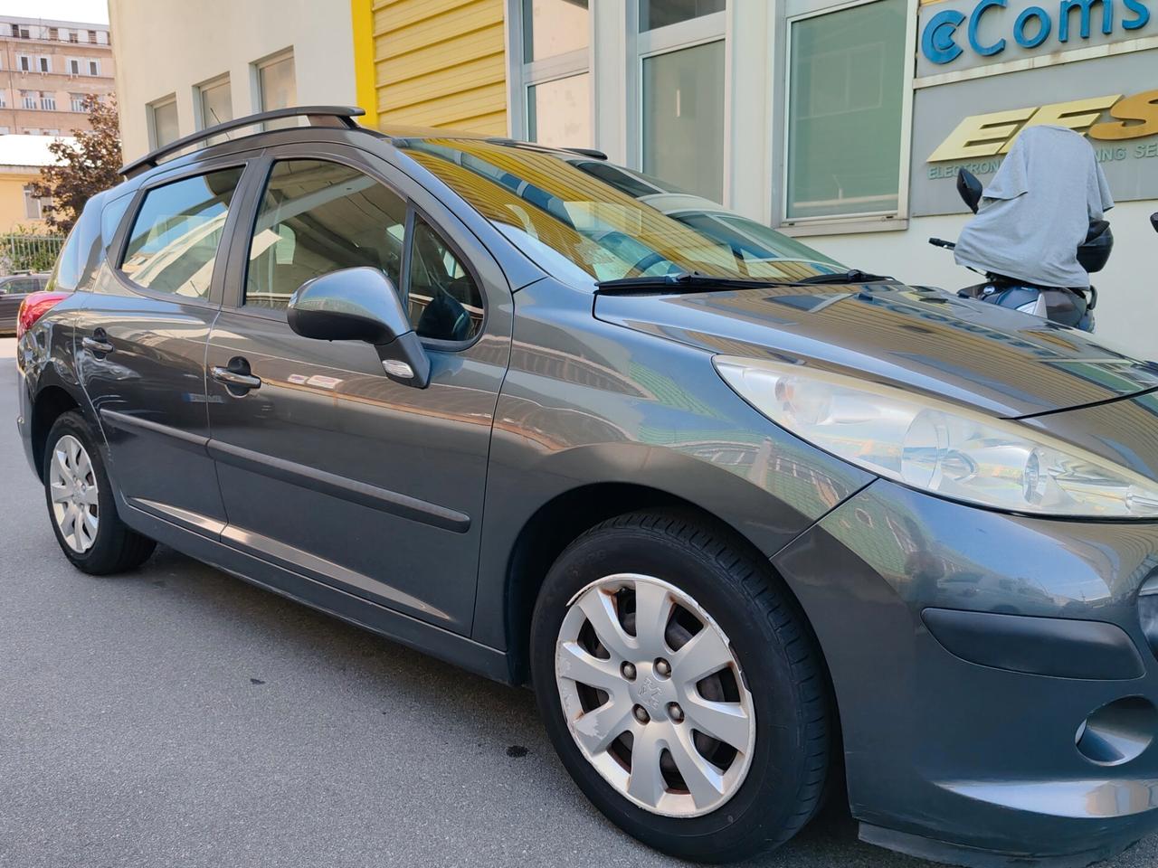 Peugeot 207 1.4 ok neopatentati km 72.000