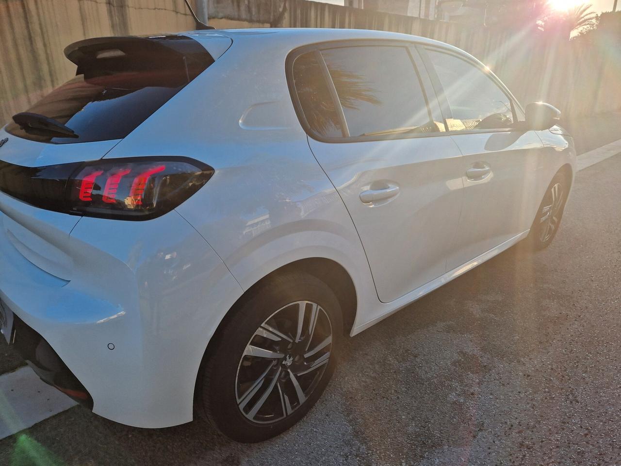 PEUGEOT 208 1.5 DIESEL 101CV 5 porte Allure 2021 ITALIANA UNICO PROPRIETARIO