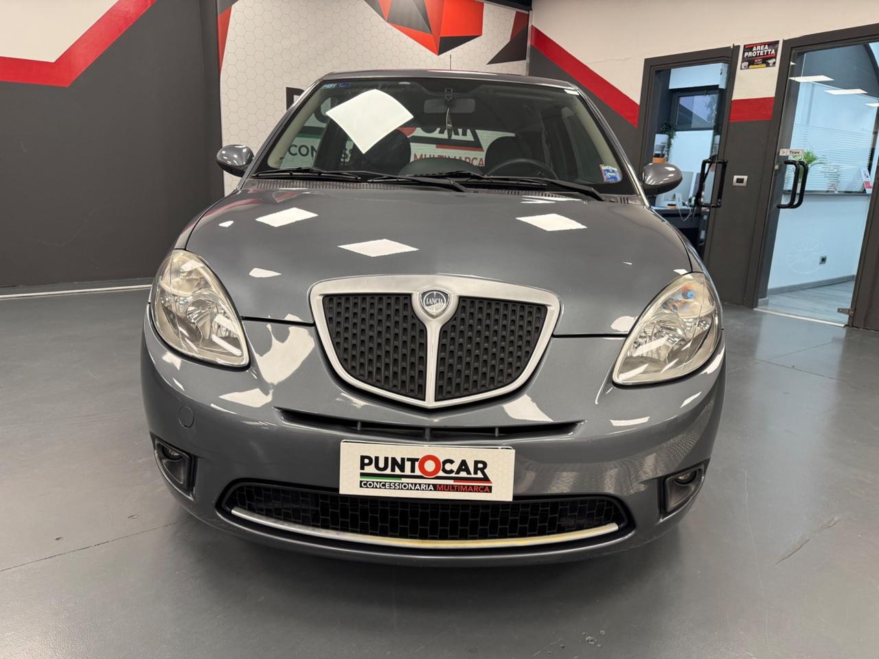 Lancia Ypsilon 1.4 Oro Ecochic GPL