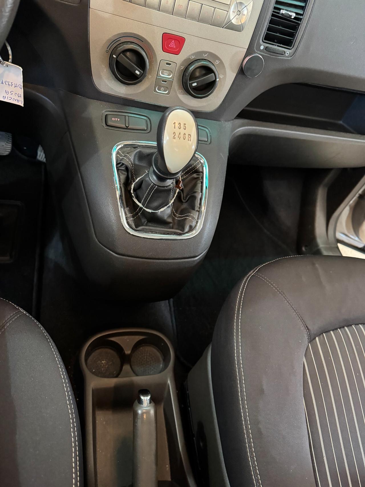 Lancia MUSA 1.4 16V Poltrona Frau