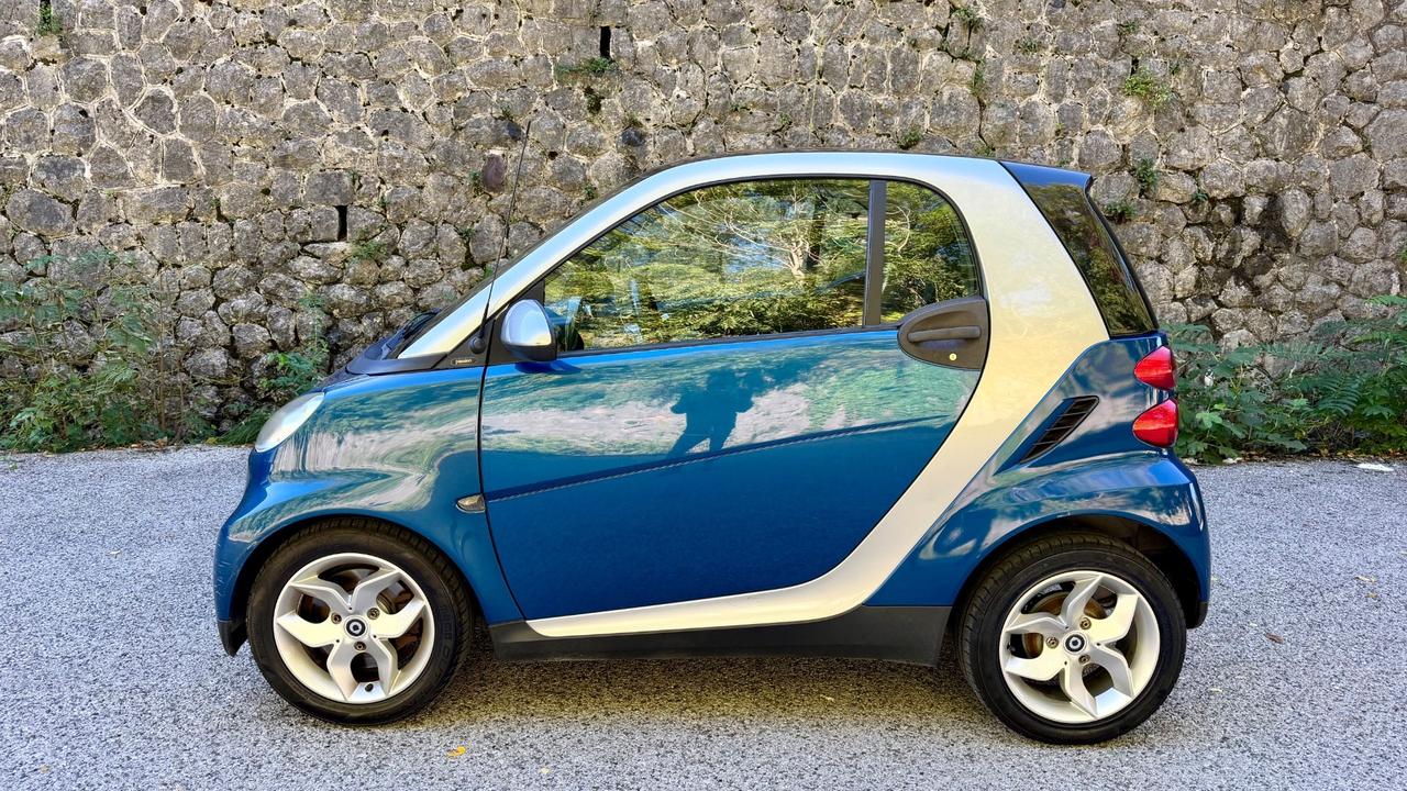 Smart ForTwo 1000 52 kW coupé passion
