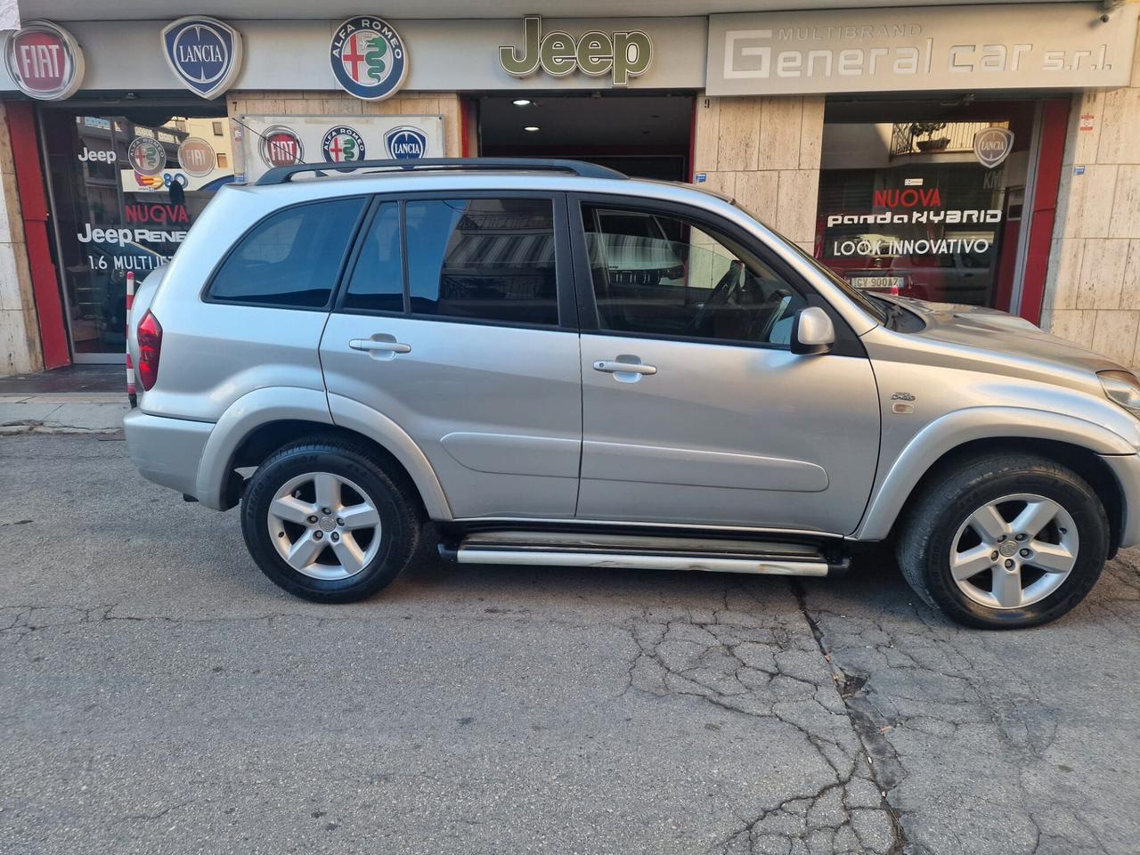 Toyota RAV 4 RAV4 2.2 D-4D 136 CV Luxury