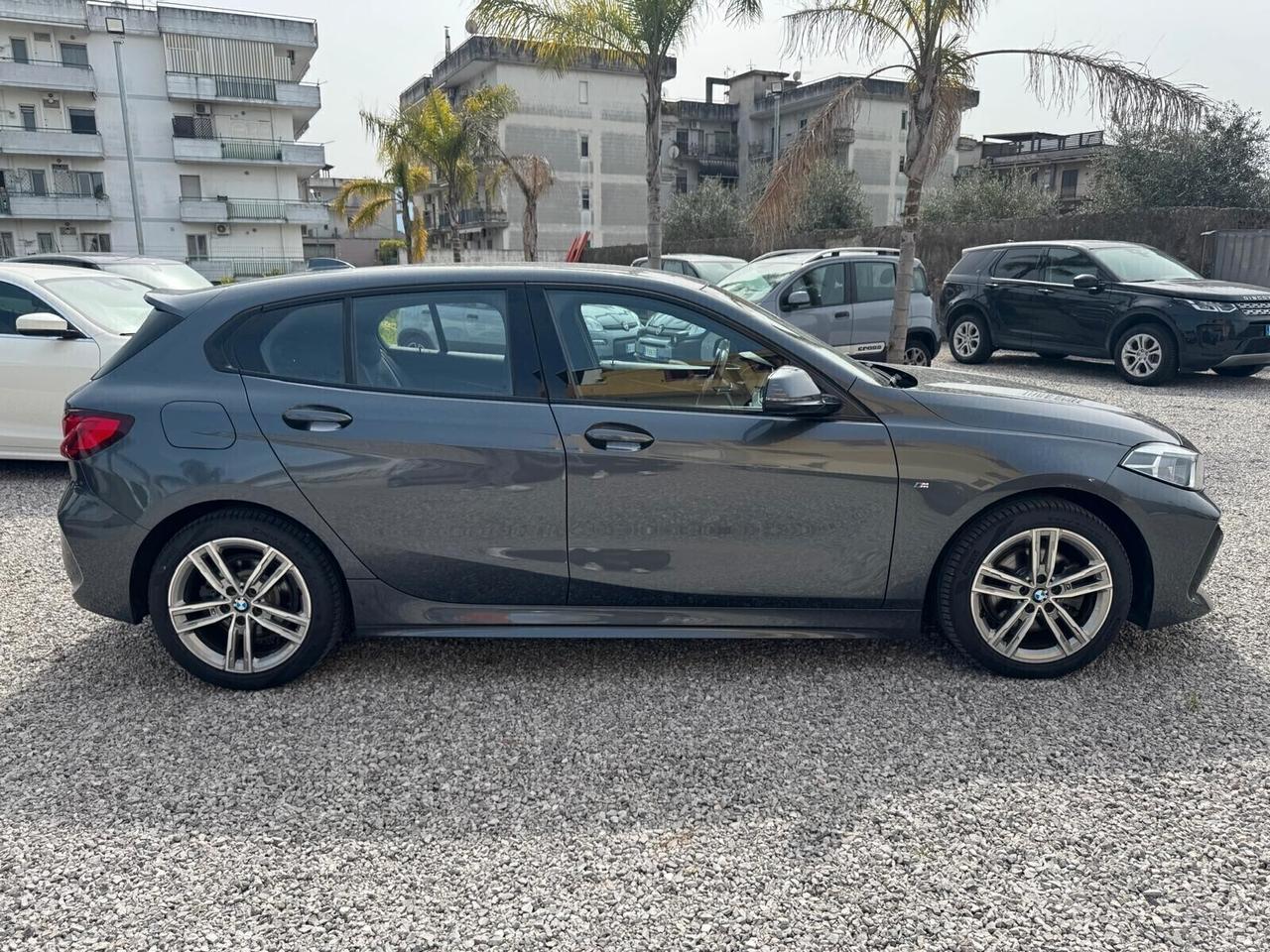 Bmw 118 118d 5p. Msport