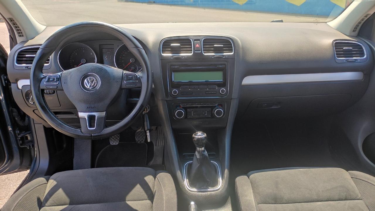 Volkswagen Golf VI 1.6 TDI DPF 5p. Highline NEOPATENTATI - 2010