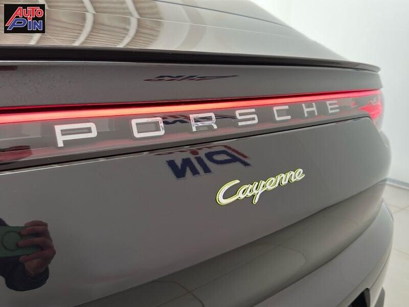 Porsche Cayenne 3.0 V6 E-HYBRID Coupè
