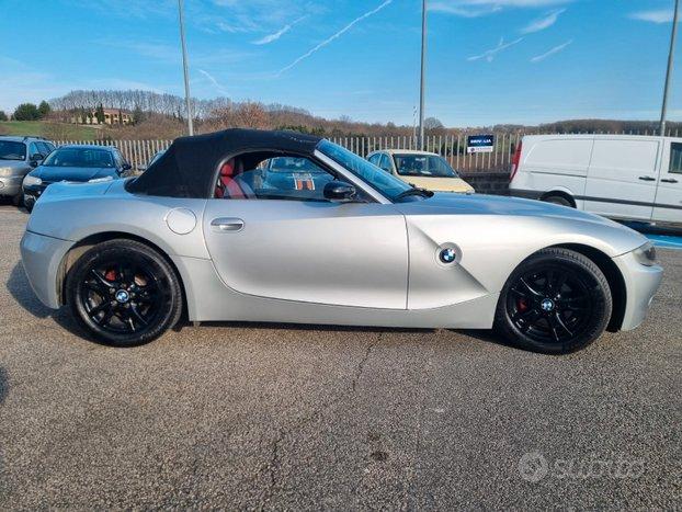 BMW Z4 2.2i Roadster