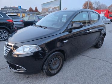 Lancia Ypsilon 0.9 TwinAir 85 CV 5 porte S&S Gold