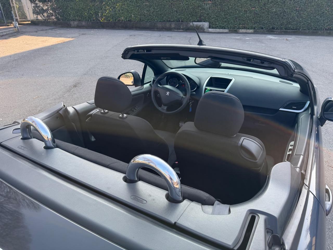 Peugeot 207 1.6 VTi 120CV CC Allure