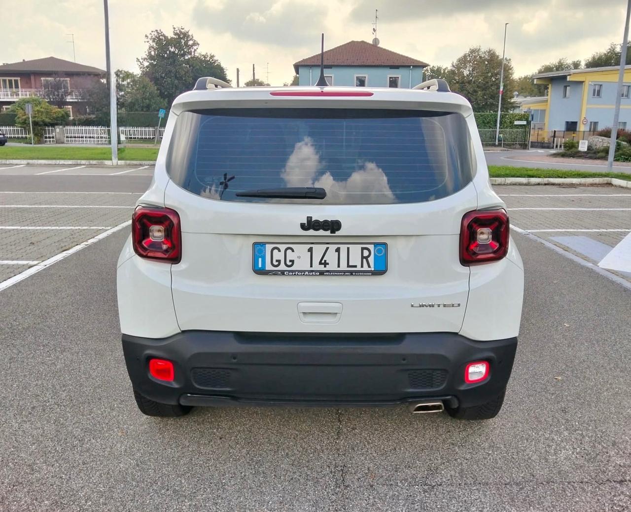 Jeep Renegade 1.3 T4 DDCT Automatic*Navi*Radar*Full