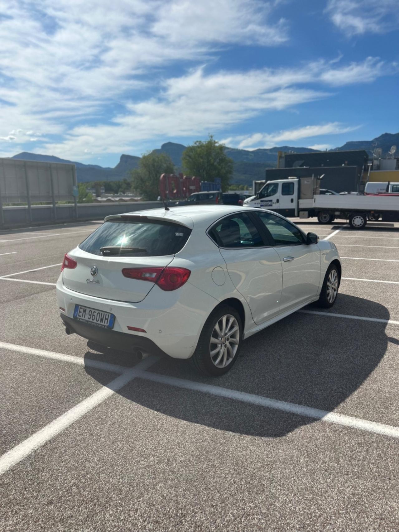 Alfa Romeo Giulietta 2.0 JTDm-2 170 CV Distinctive