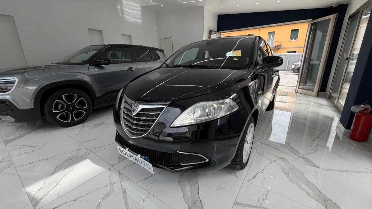 Lancia Ypsilon LANCIA YPSILON 1.2 8v Platinum s&s 69cv
