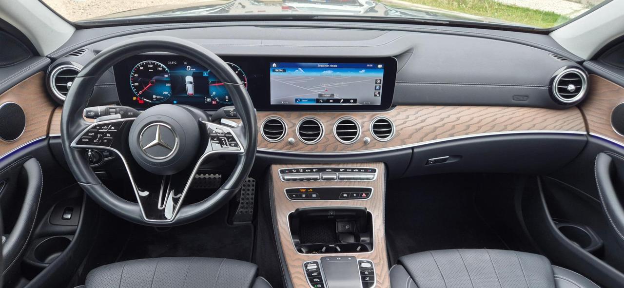 MERCEDES-BENZ E 220 4Matic Auto Sport All-Terrain