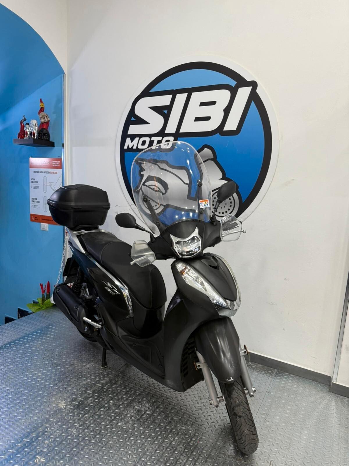 HONDA SH 300