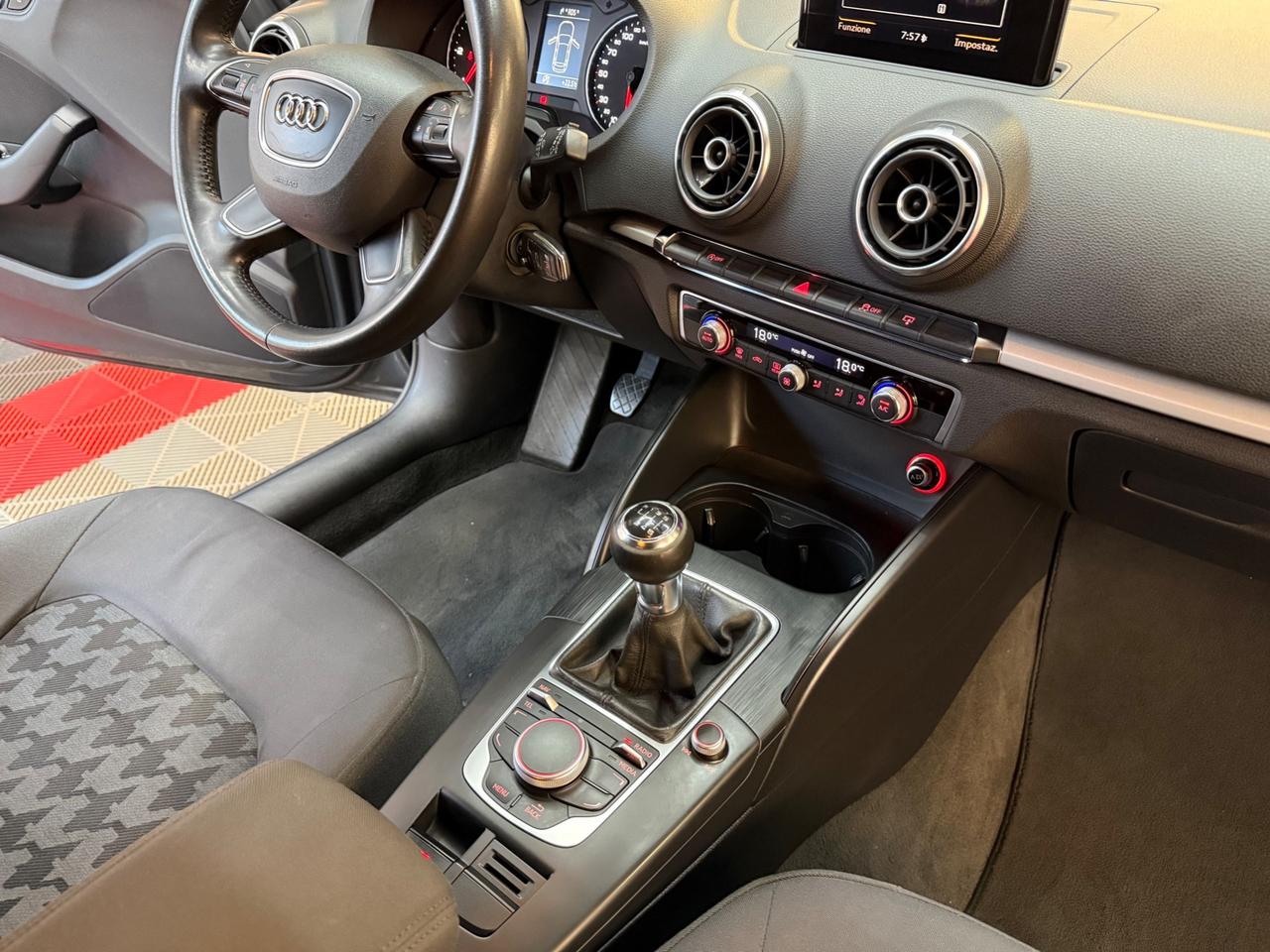 Audi A3 1.6 TDI ULTRA - FABIANOAUTO