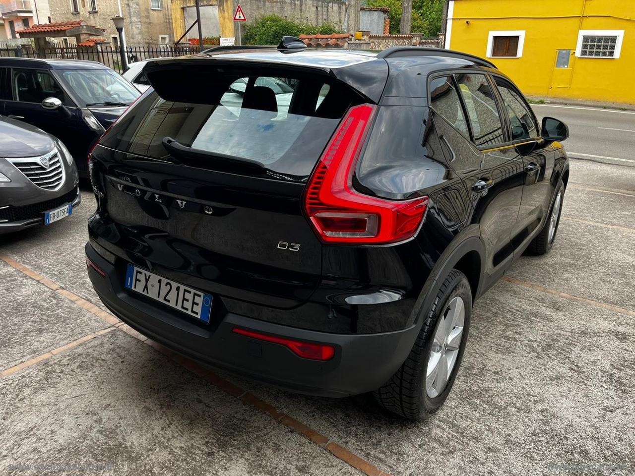 VOLVO XC40 D3 Business