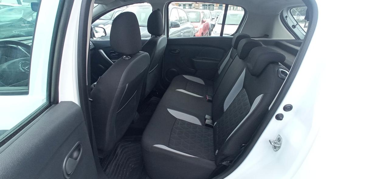 Dacia Sandero Stepway GPL DI SERIE - PRESTIGE