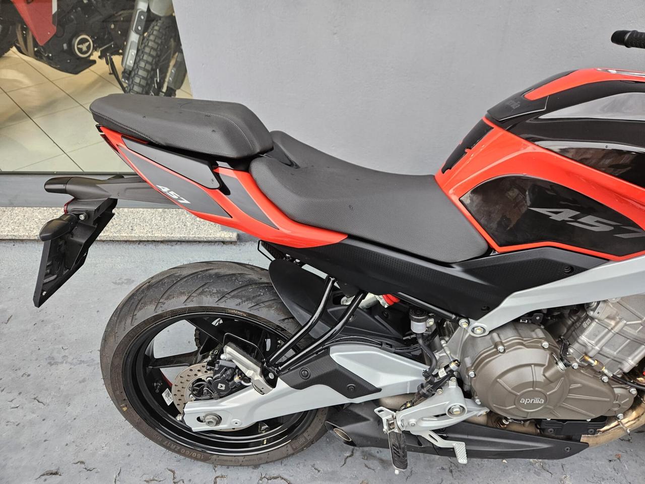 Aprilia Tuono 457 - 2025