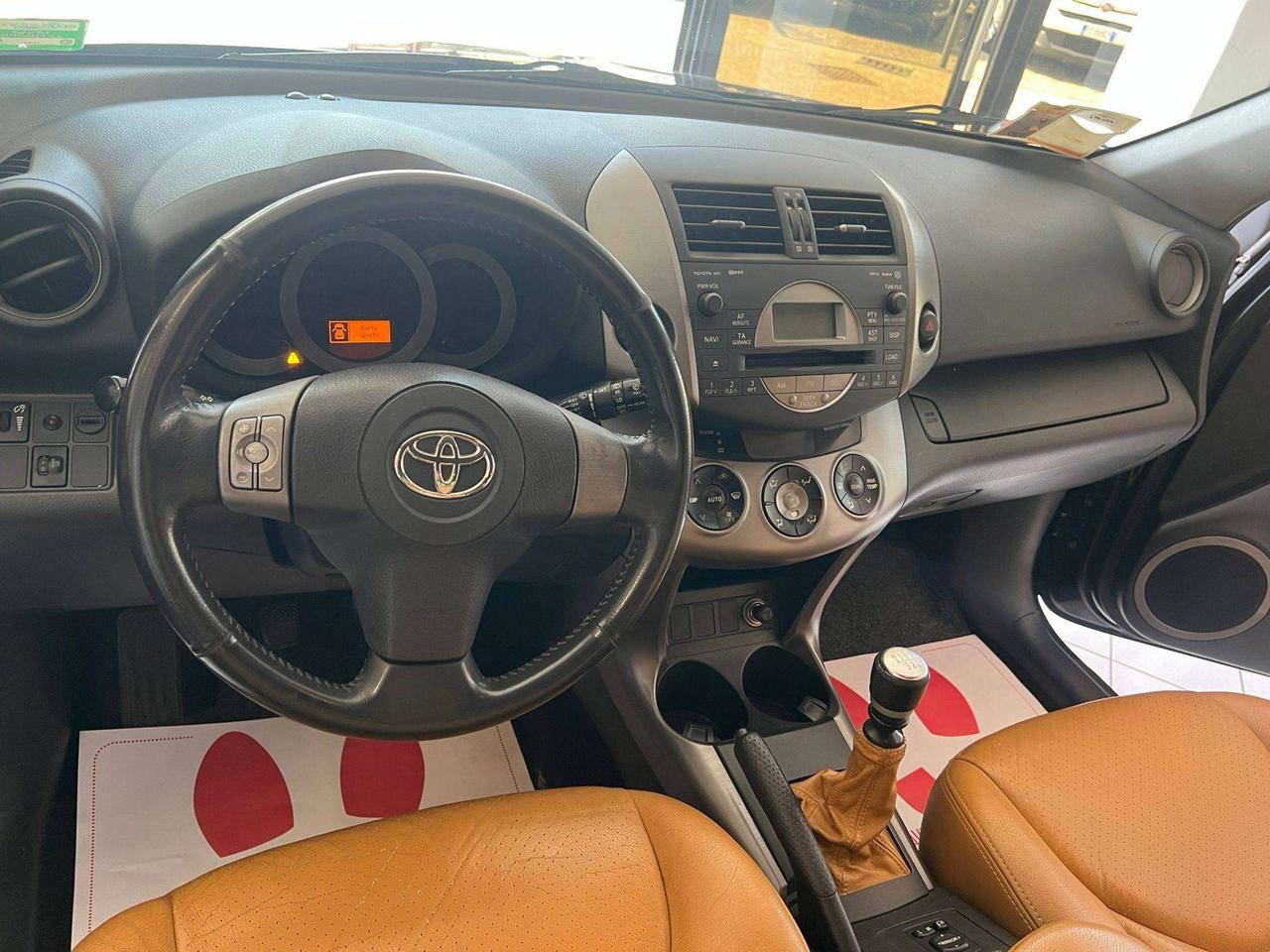 Toyota Rav4 Rav4 III RAV4 2.2 d-4d Luxury 136cv