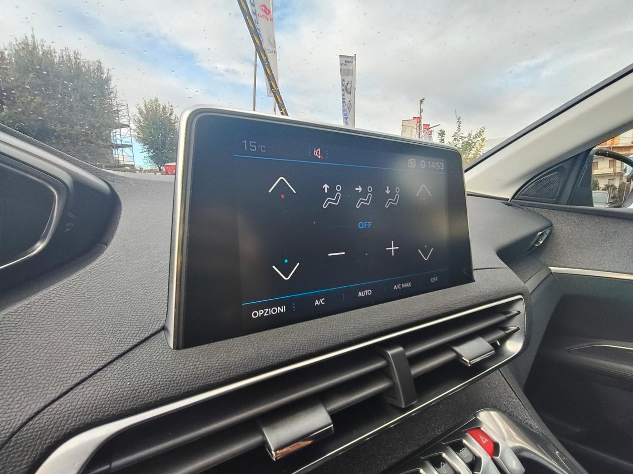 Peugeot 3008 BlueHDi 130 S&S EAT8 Allure