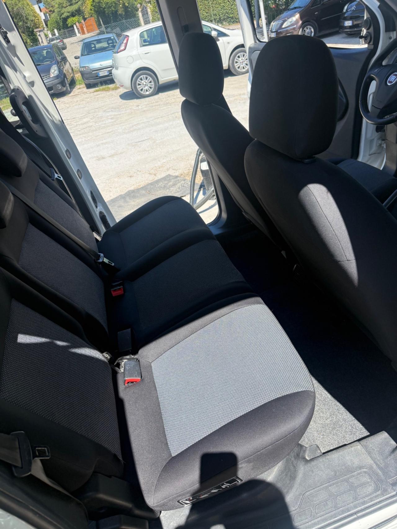Fiat Doblò 5posti Natural Power UNIPRO Neopatentati