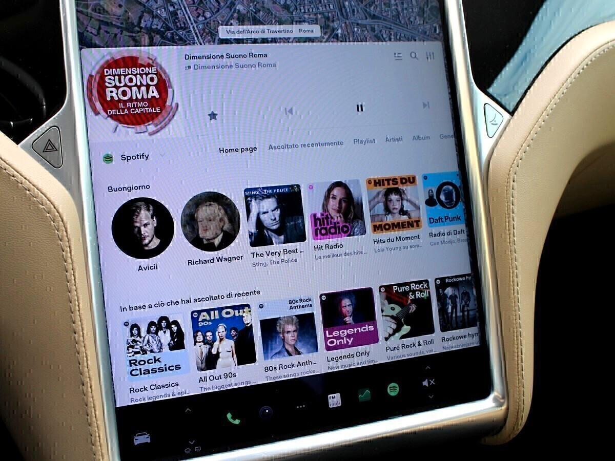 Tesla Model S 85 CHARGE e CONN DATI GRATIS A VITA