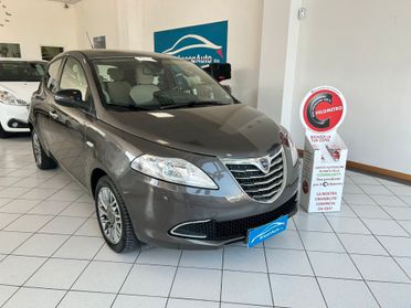 Lancia Ypsilon 1.2b X NEOPATENTATI 2012