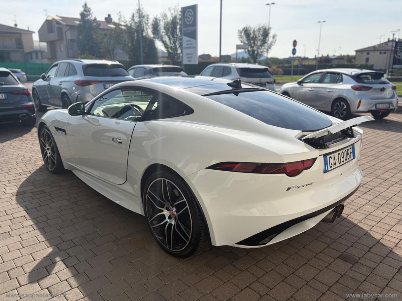 JAGUAR F-Type 2.0 aut. Coupé Chequered Flag