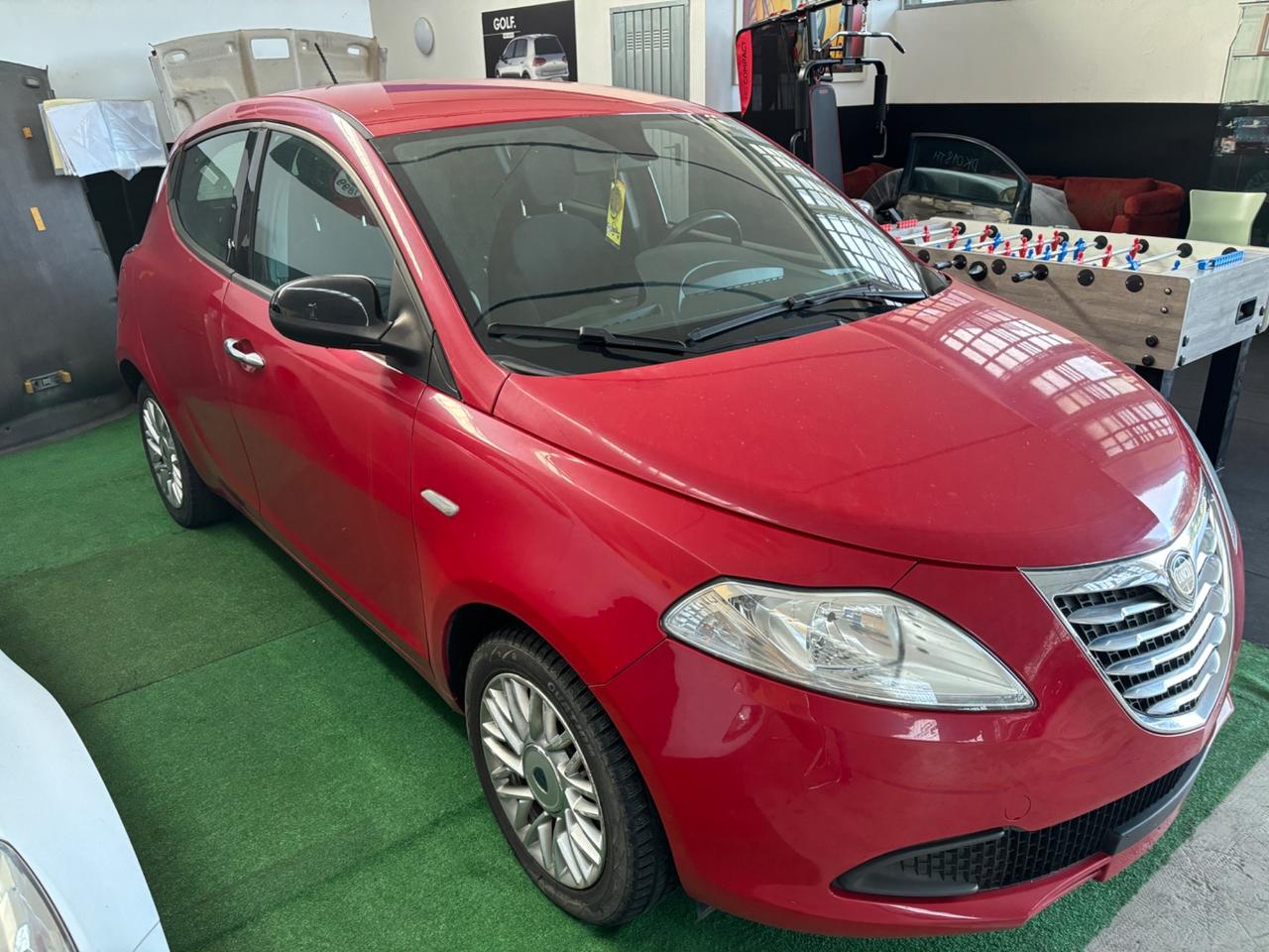 Lancia Ypsilon 0.9 TwinAir 85 CV 5 porte S&S Gold