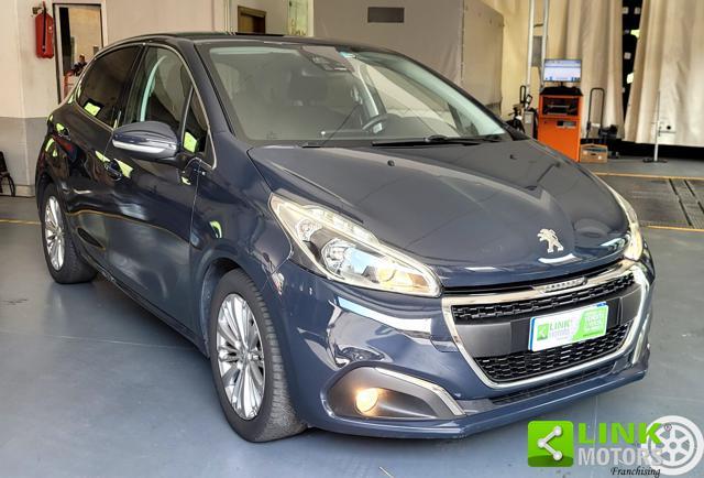 PEUGEOT 208 allure