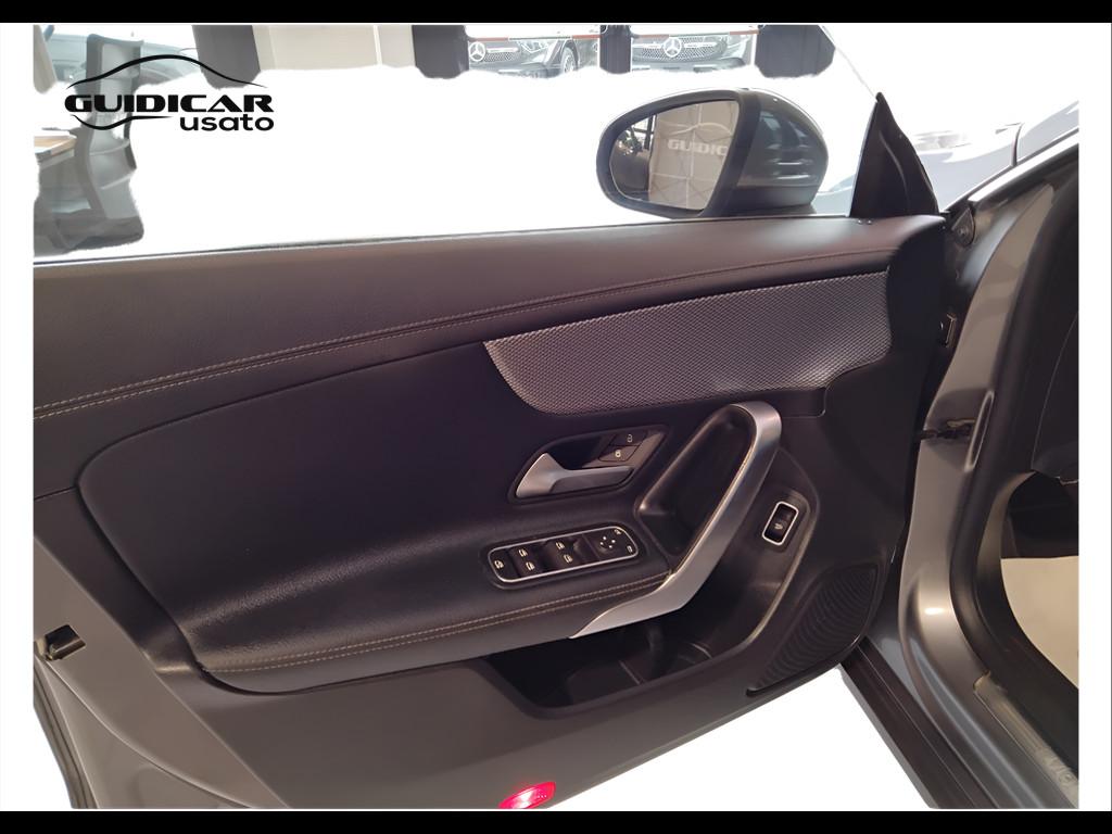 Mercedes-Benz CLA Coupe - C118 - CLA Coupe 180 Sport