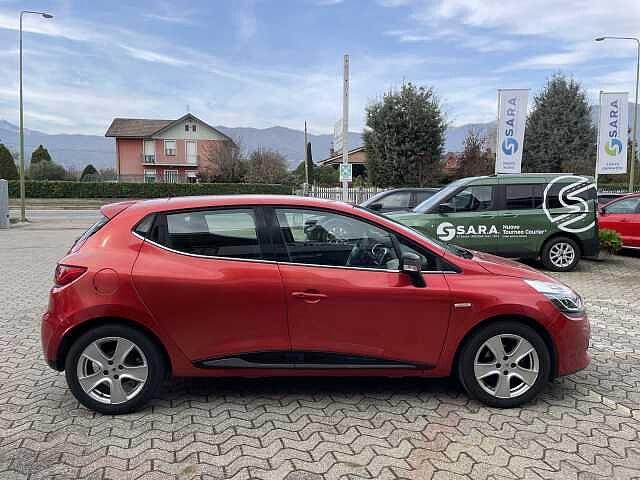 Renault Clio 1.2 75CV 5 porte Costume National