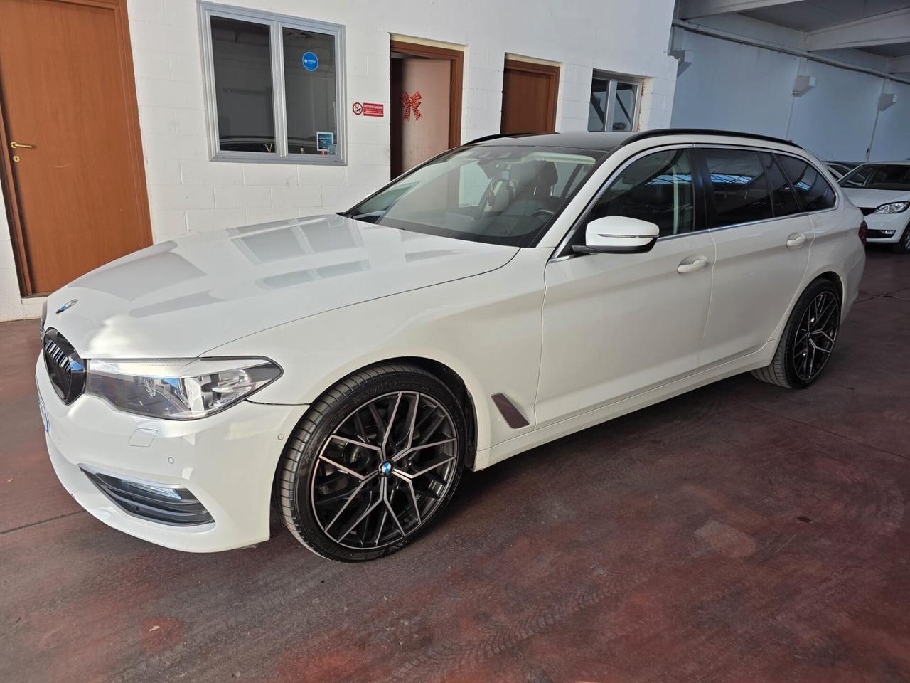Bmw 520D xDrive Touring MSport gancio traino