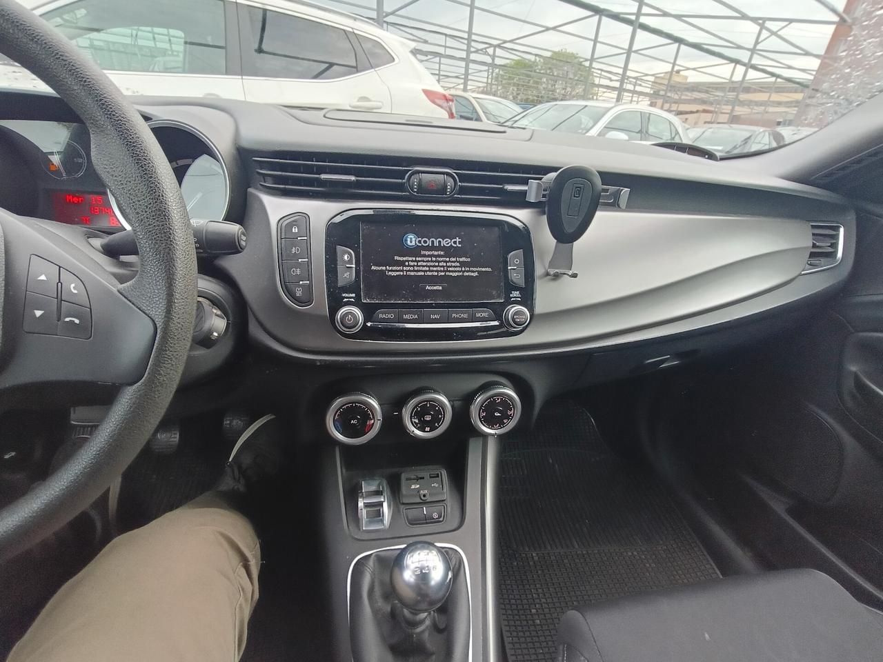 Alfa Romeo Giulietta 1.6 JTDm-2 105 CV Distinctive