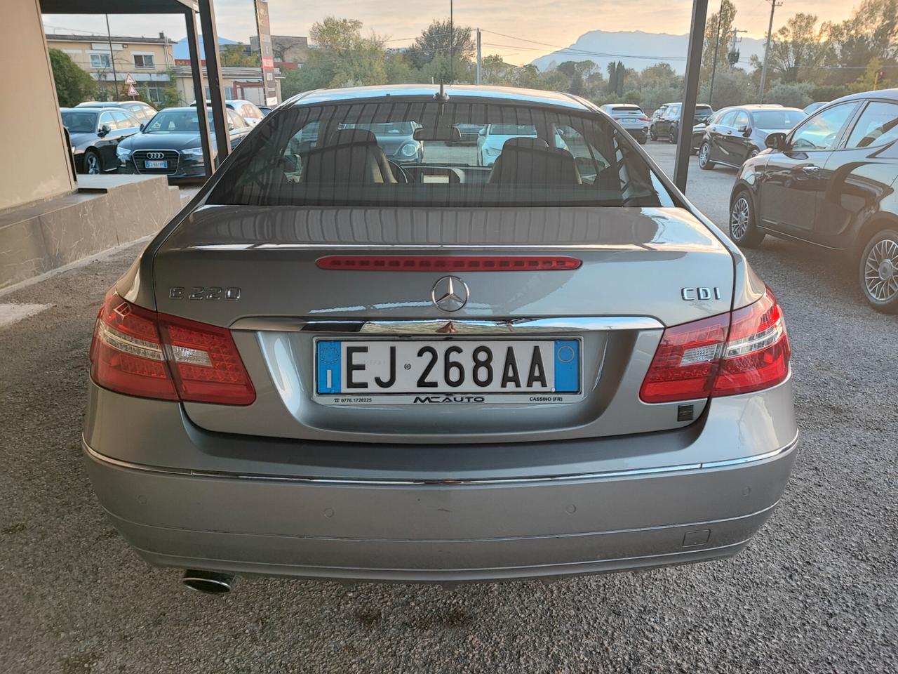 Mercedes-benz E 220 CDI Coupé BlueEFFICIENCY