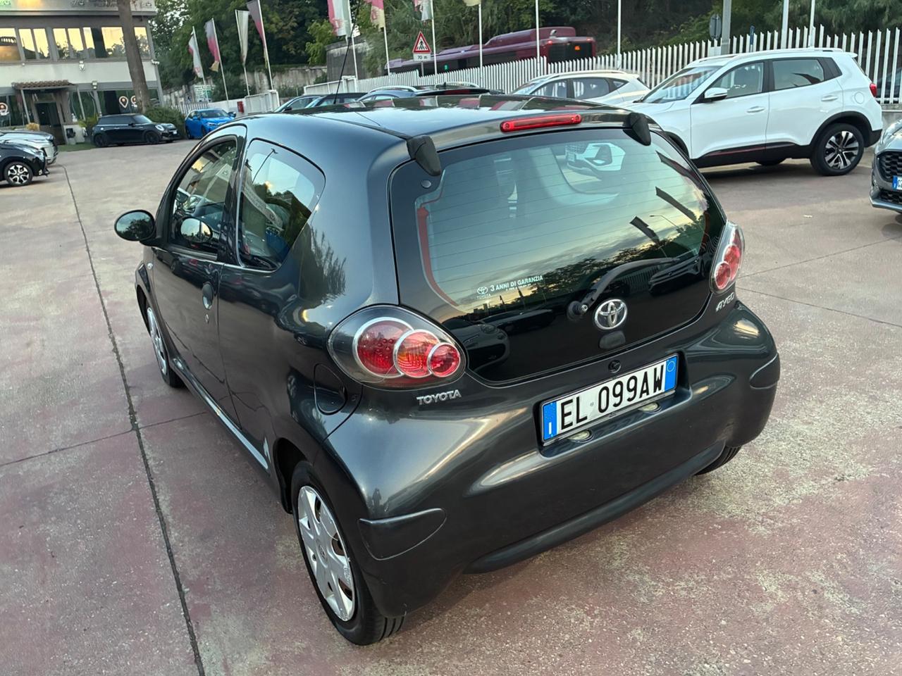 Toyota Aygo 1.0 12V VVT-i 3 porte Active Connect