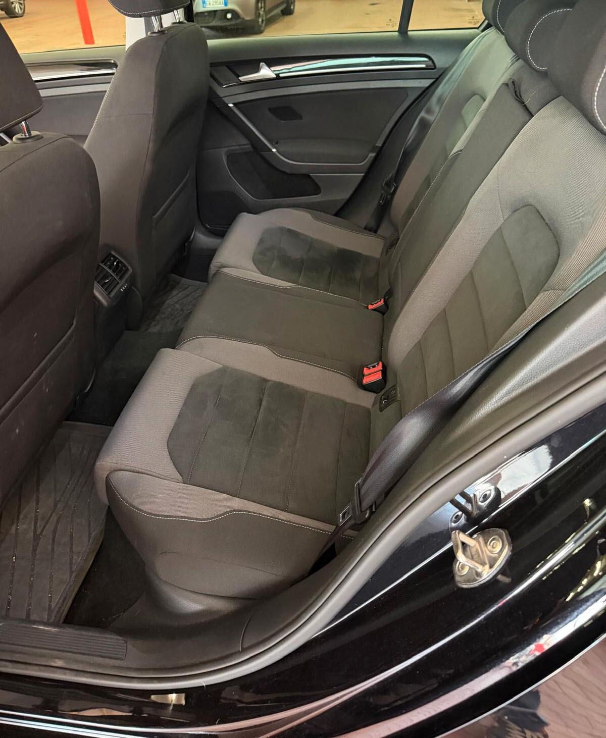 Volkswagen Golf 2.0 TDI 150 CV DSG SCR 4Motion Style