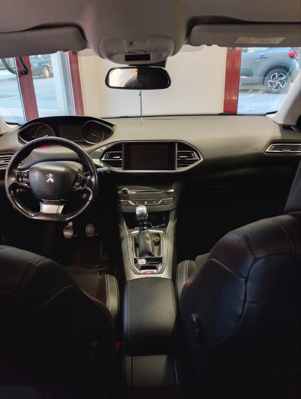 Peugeot 308 BlueHDi 150 S&S SW Allure