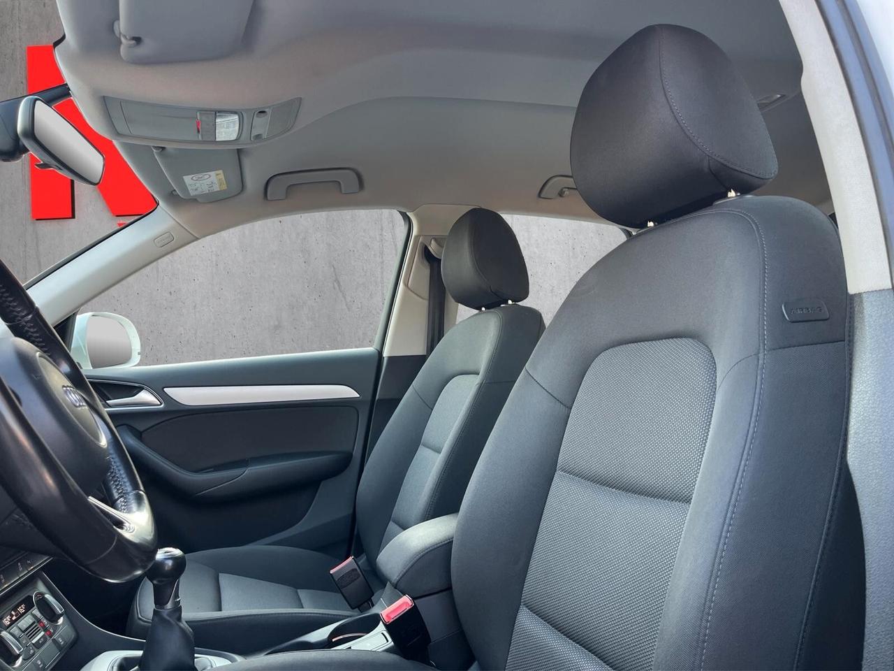 Audi Q3 2.0 TDI 120 CV Business