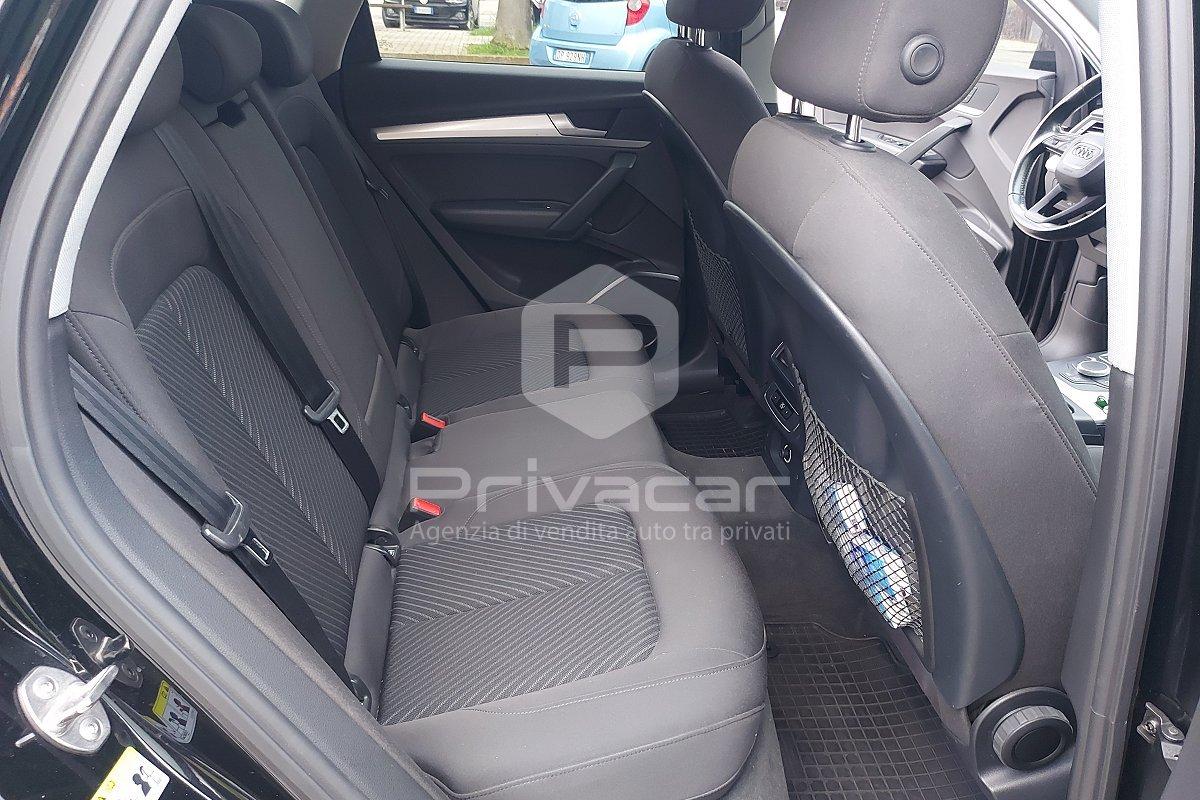 AUDI Q5 2.0 TDI 150 CV Business
