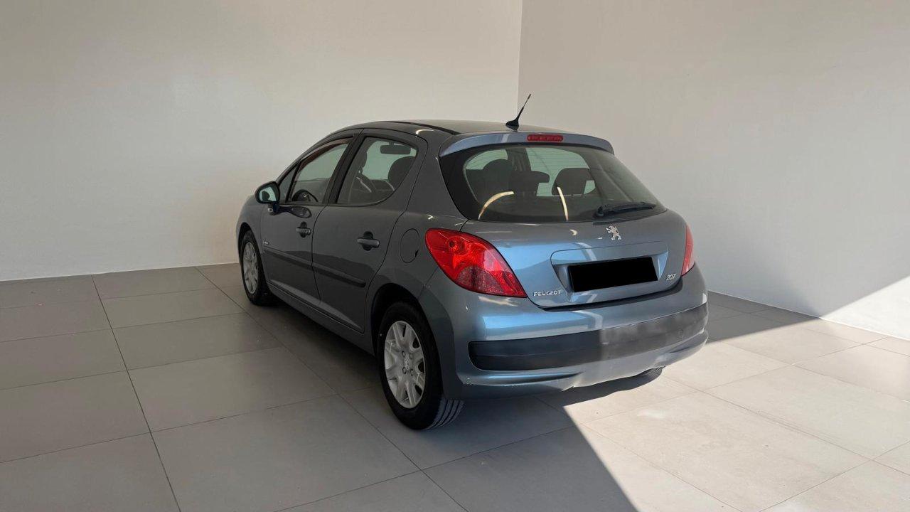 Peugeot 207 1.4 hdi XT