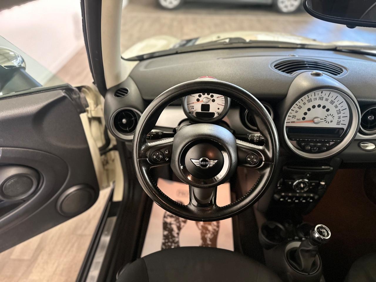 Mini 1.6 16V Cooper D NEOPATENTATI