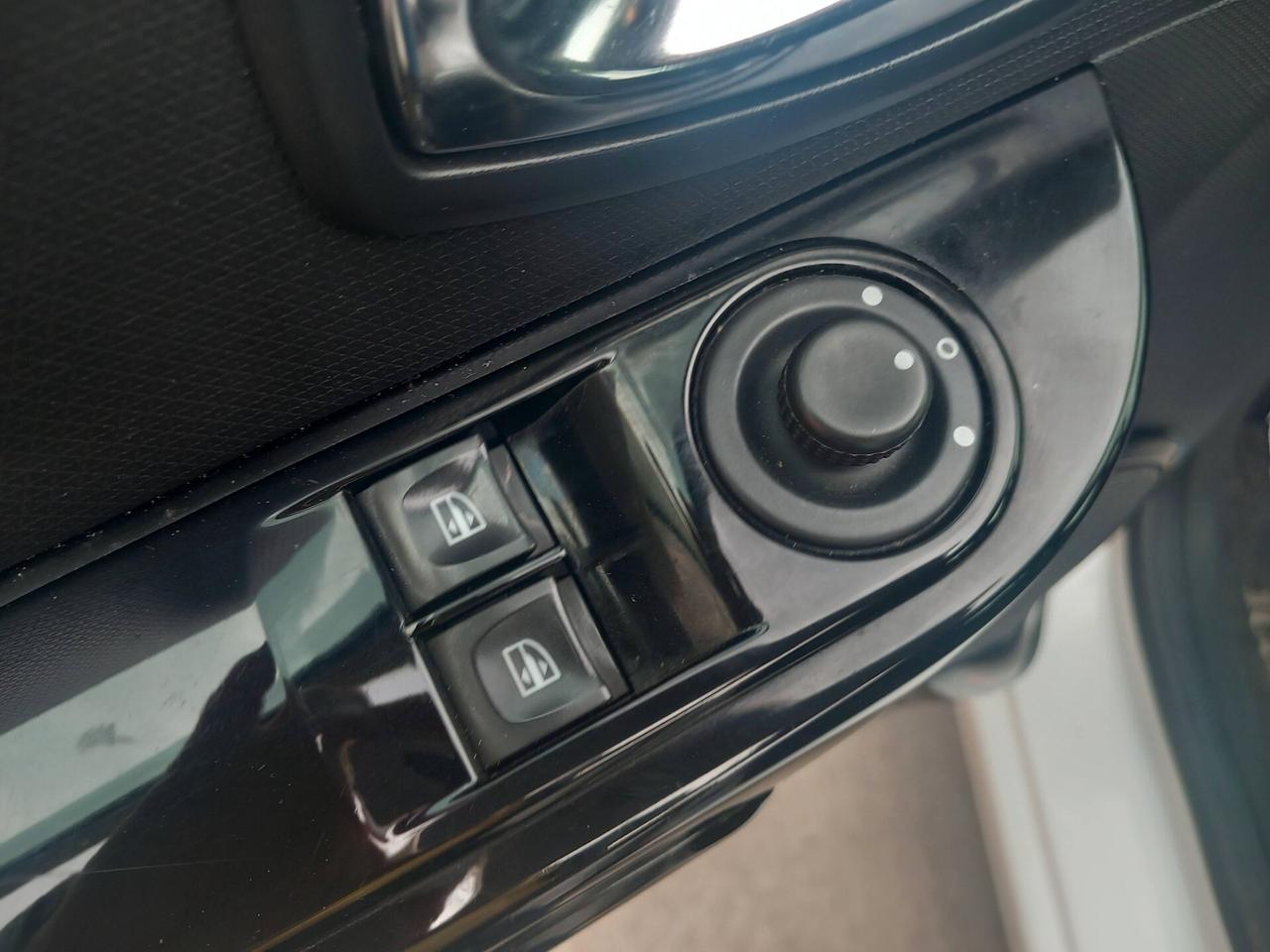 Renault Clio 1.5 dCi 90CV 5 porte Live! km 173000 distribuzione nuova perfetta