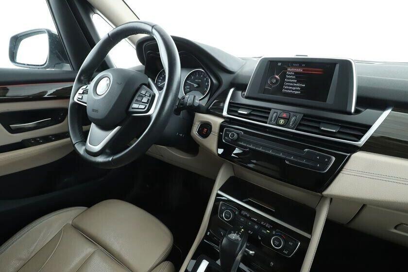 Bmw 216d Active Tourer Luxury Pelle/Led