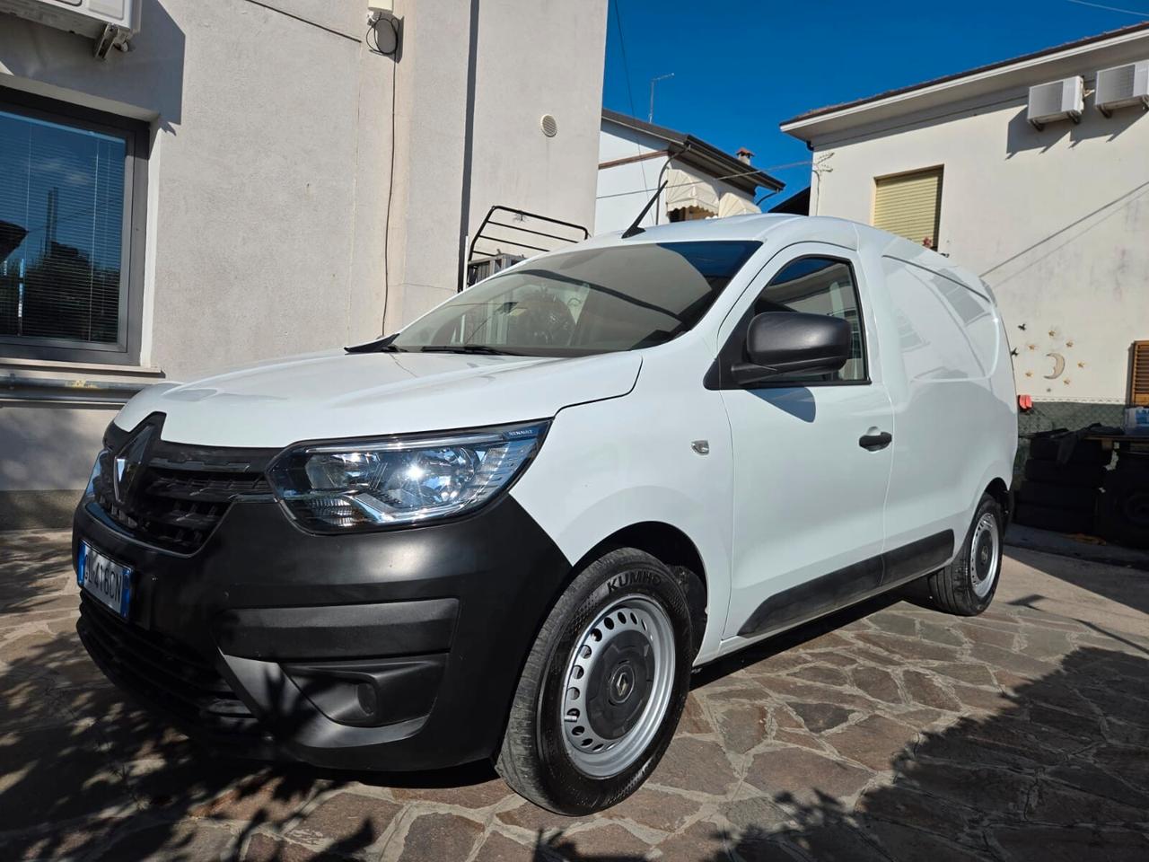 RENAULT EXPRESS BLUE DCI 1.5 75 cv IVA DETRAIBILE -PROMO LUGLIO GA FIN&SAFE-