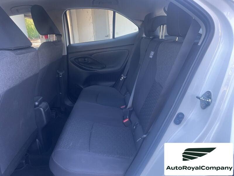 Toyota Yaris Cross 1.5 Hybrid 5p. Business IVA ESPOSTA